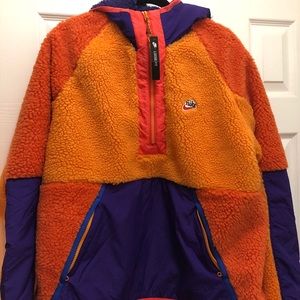 Nike Sportswear Men’s Half Zip Top